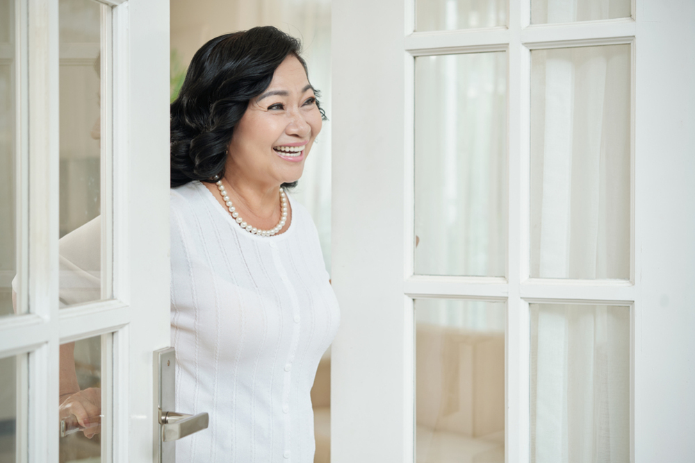女性想改善圍絕經期以及更年期相關症狀，可以透過飲食及運動等保健行為改善