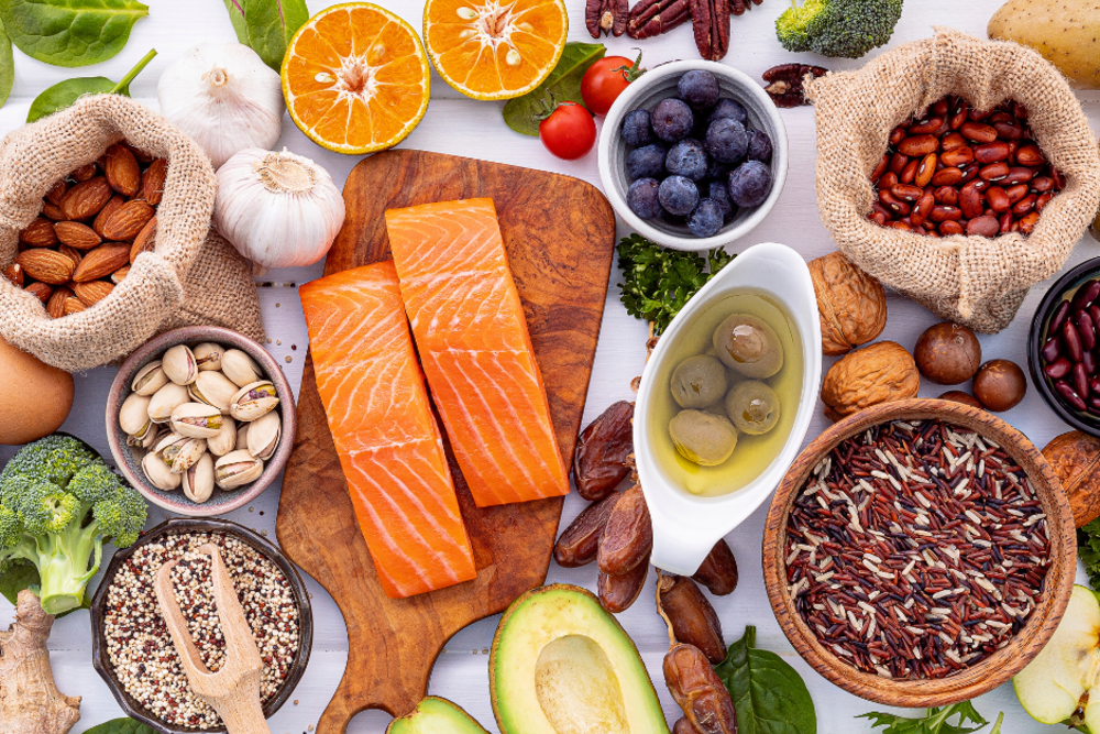 改善肥胖與代謝問題的第一步，是建立健康飲食習慣，目前對女性健康最有益的飲食法公認就是「地中海飲食」